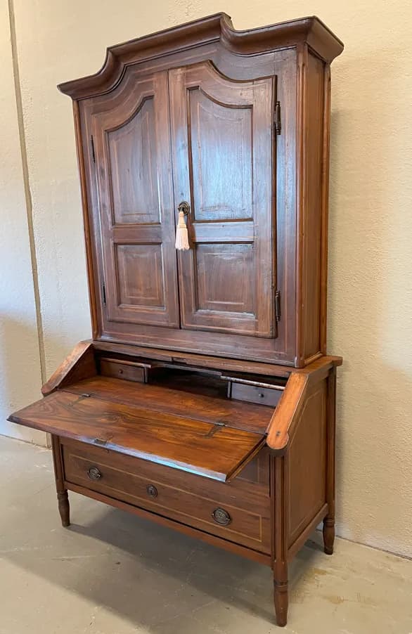 Trumeau con ribalta epoca 700 in noce, Settecento