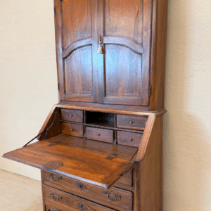 Trumeau epoca 700 in noce con intarsi e calatoio - Restaurato